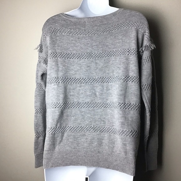 BANANA Republic Gray Merino Wool Blend Sweater with Fringe Detail Size S - Picture 4 of 6